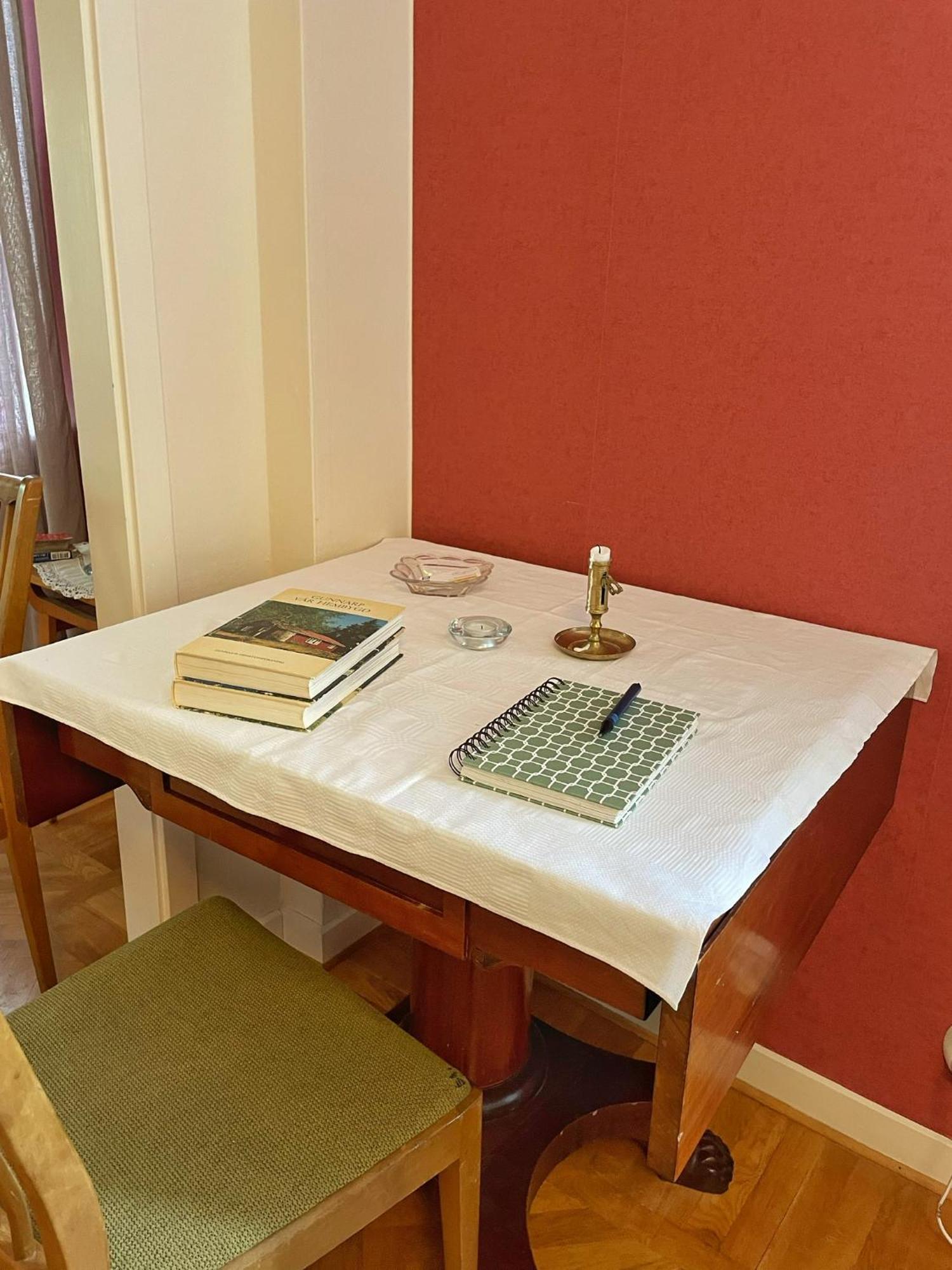 Bed and Breakfast Viktors Affaershus Atran Exterior foto