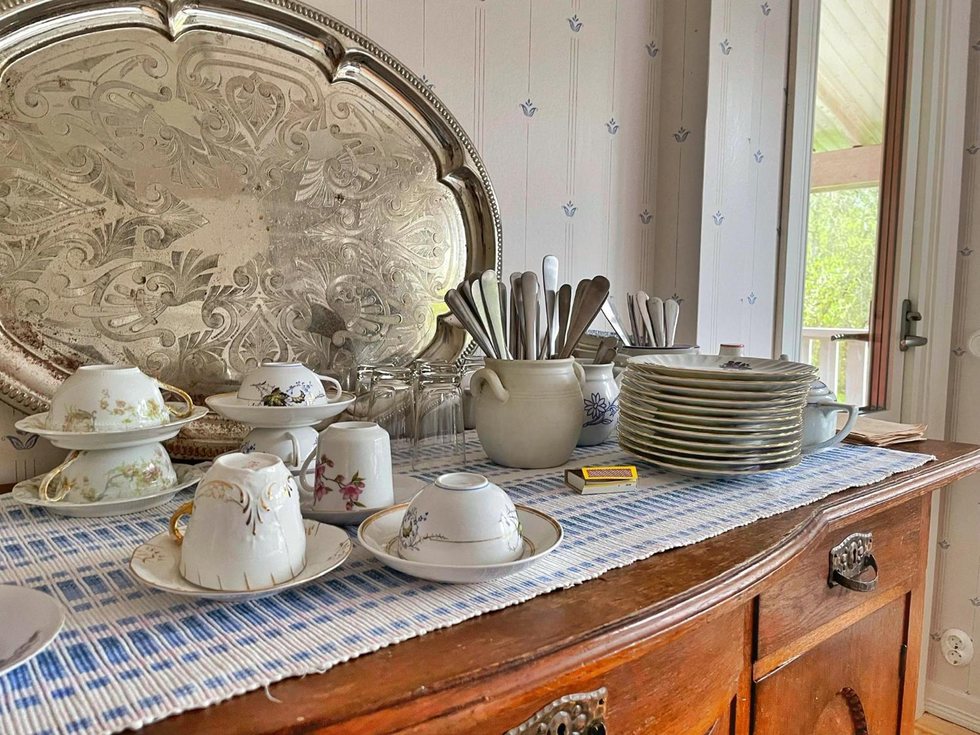 Bed and Breakfast Viktors Affaershus Atran Exterior foto